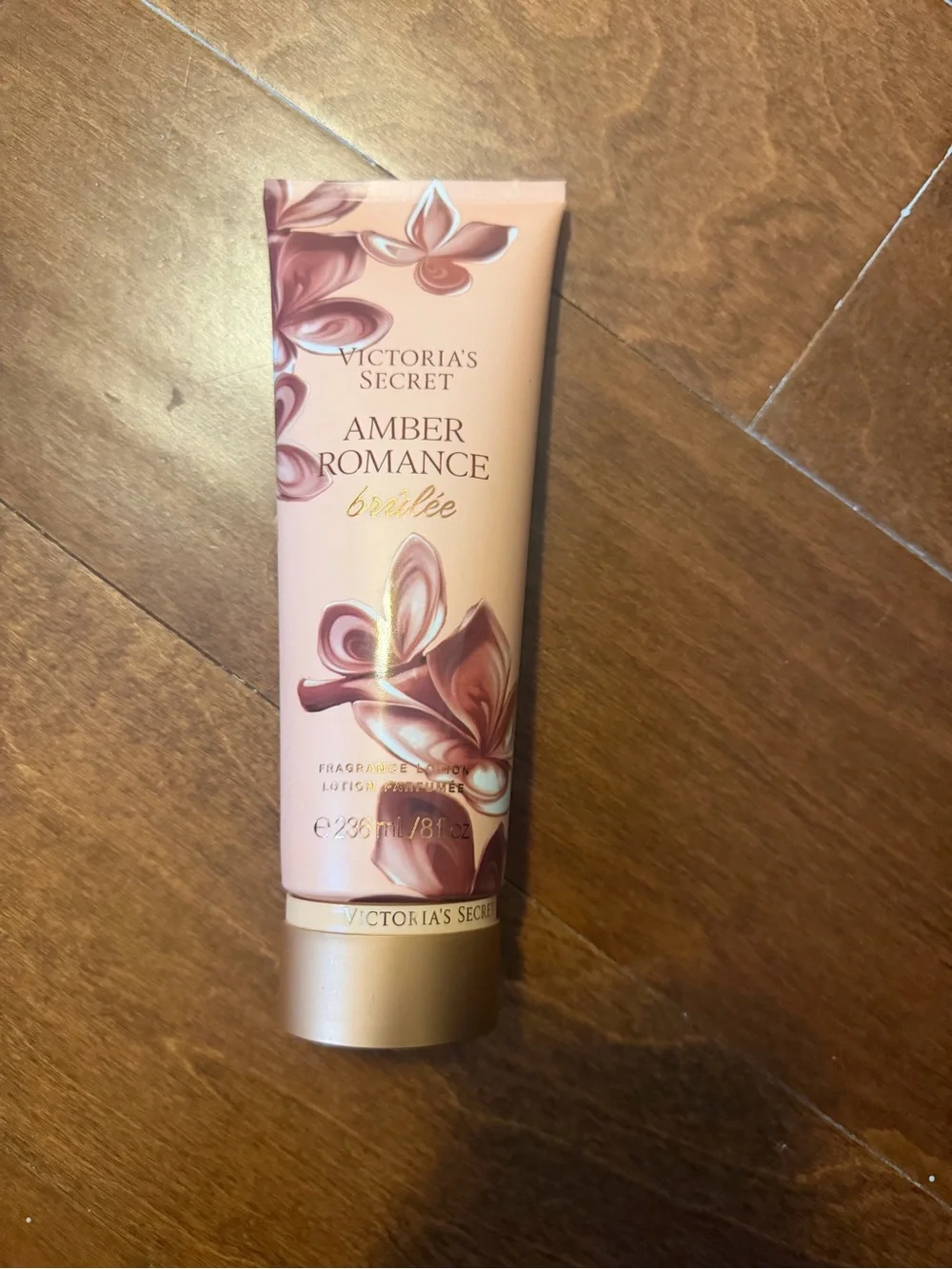 Victoria’s Secret Amber Romance Body Lotion – 8 fl oz (Never Used)